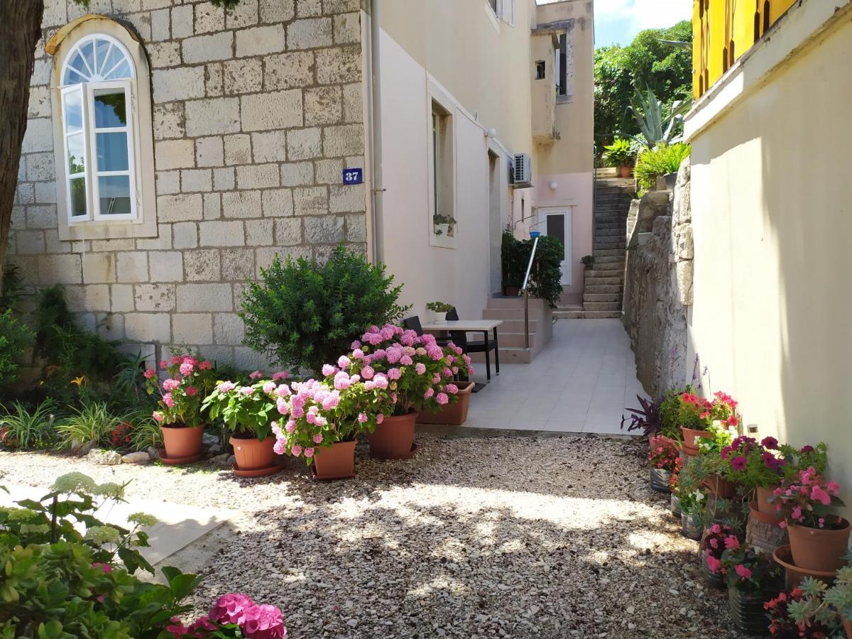 Apartments Rafaela Korcula Town Exterior foto